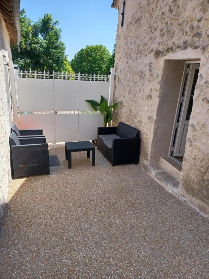 La P'Tite Maison Coulanges Экстерьер фото